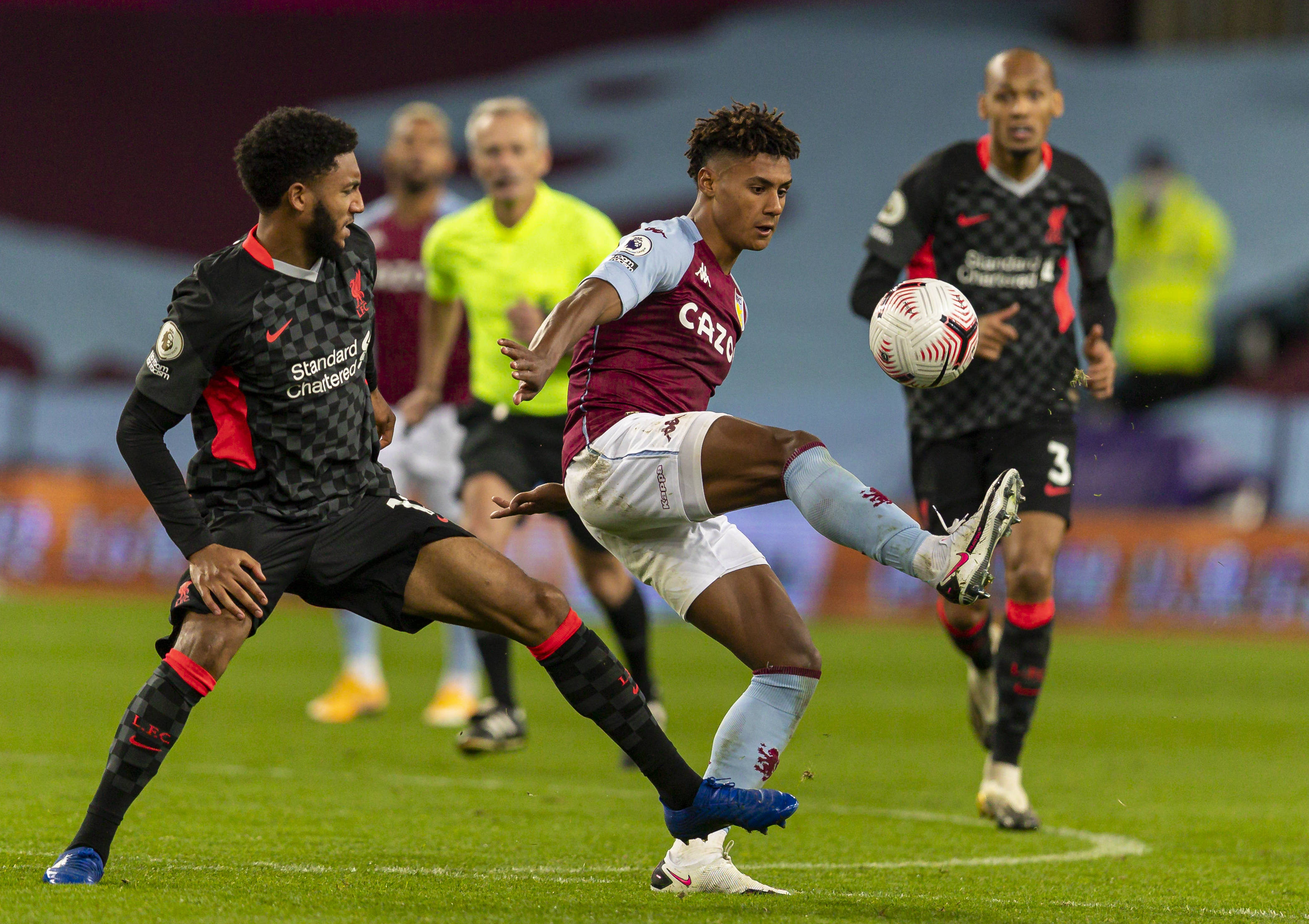 他同样具有 他同样具有